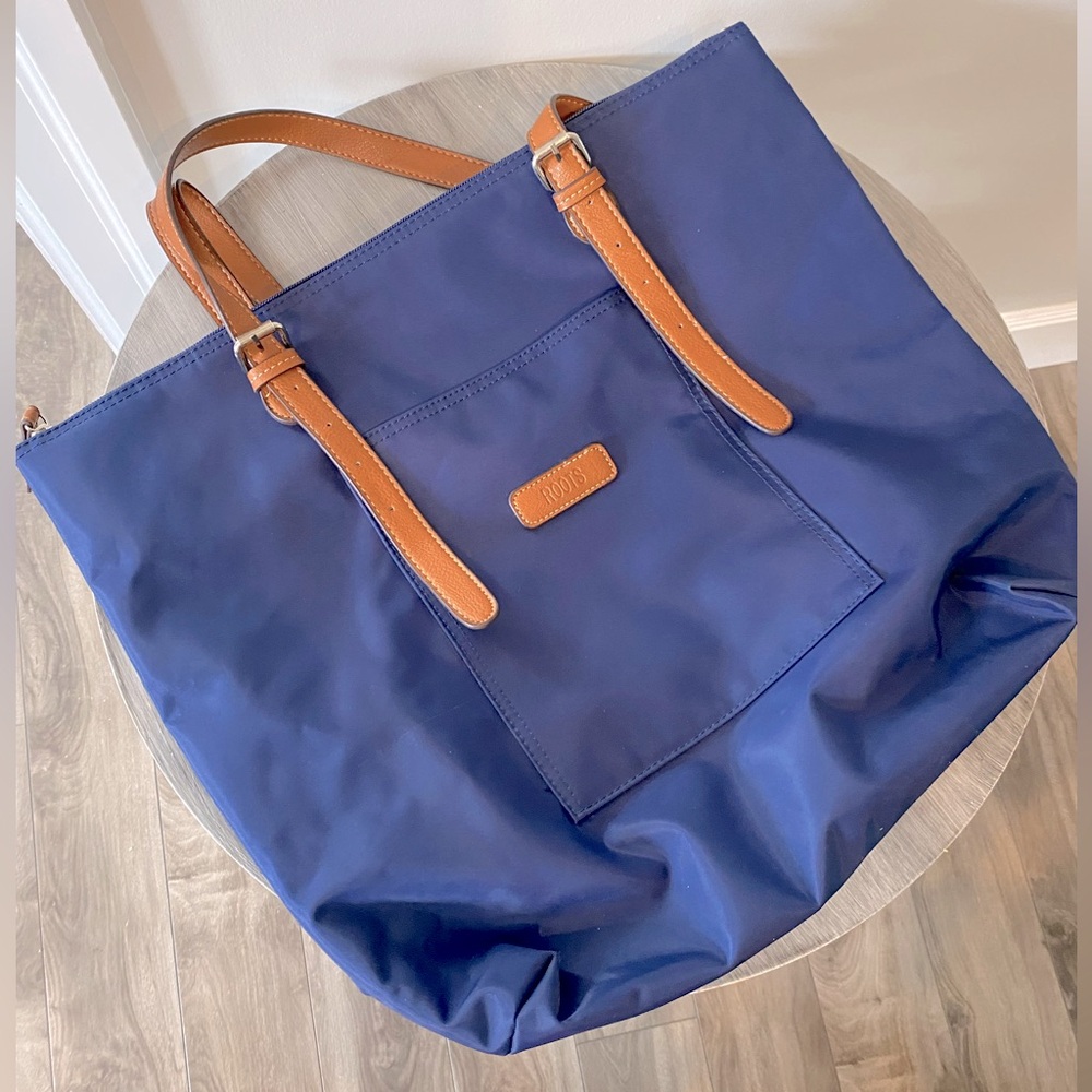 ROOTS OVER THE SHOULDER BAG